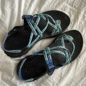 Chaco’s size 8